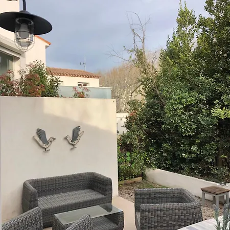 Maison 3 Chambres, Parking, Jardin, Climatisation Holiday home *