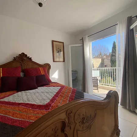 Maison 3 Chambres, Parking, Jardin, Climatisation Holiday home
