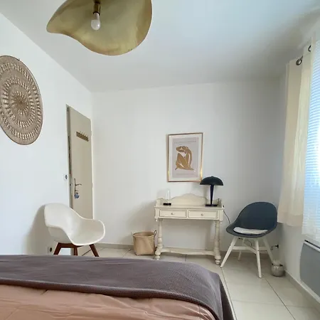 Maison 3 Chambres, Parking, Jardin, Climatisation *